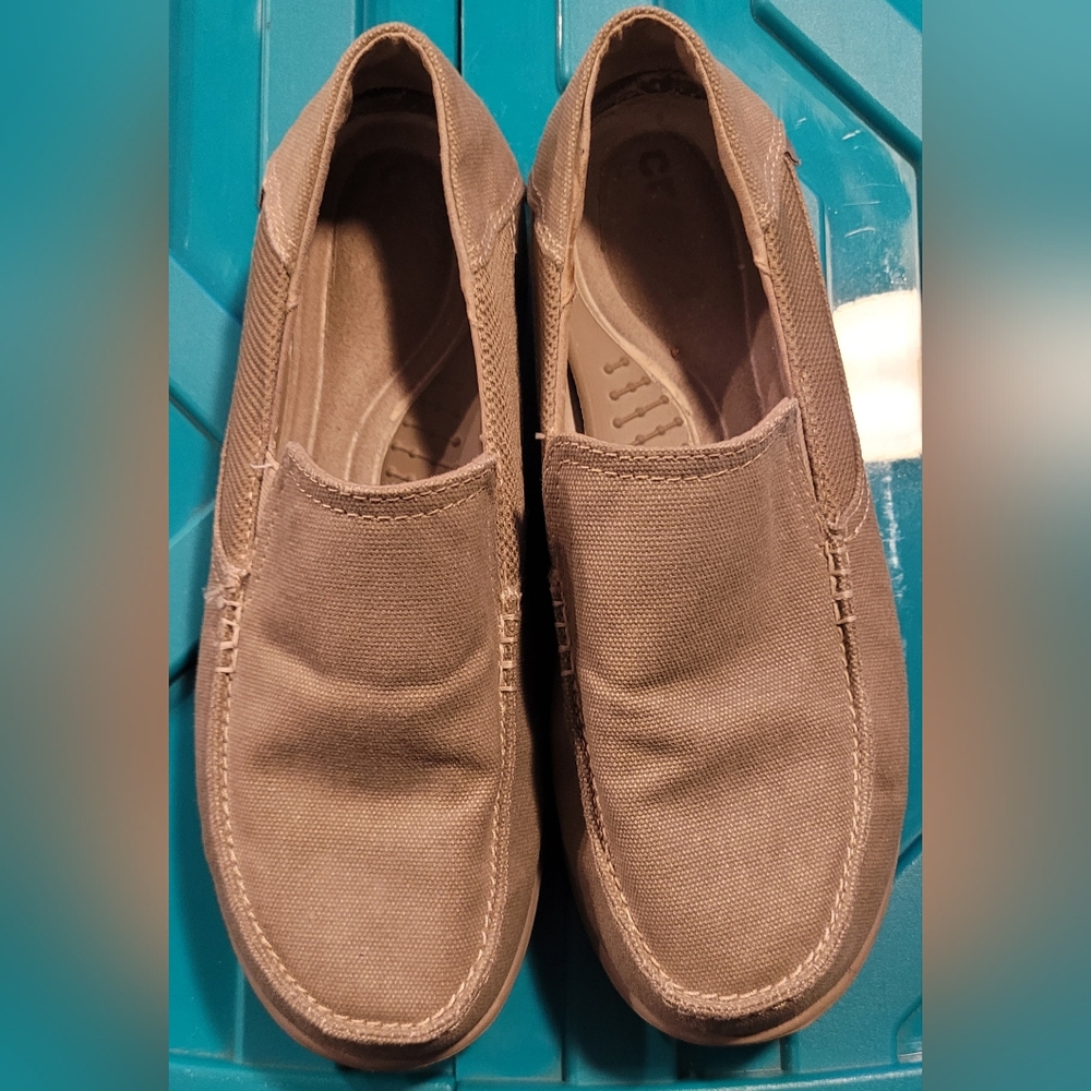 Men’s Crocs Santa Cruz Loafers